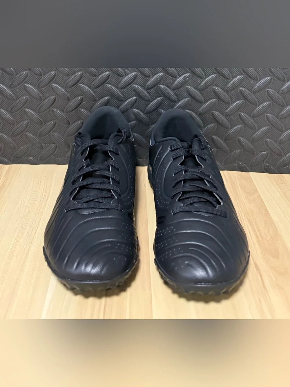 Nike Tiempo Legend 10 Academy TF Soccer Cleats Shoes Black DV4342-002 Mens Sz 6